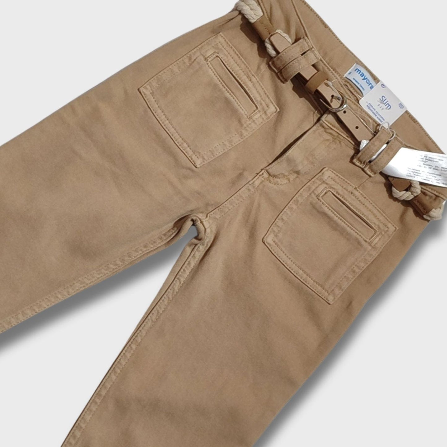 pantalone largo con cintura