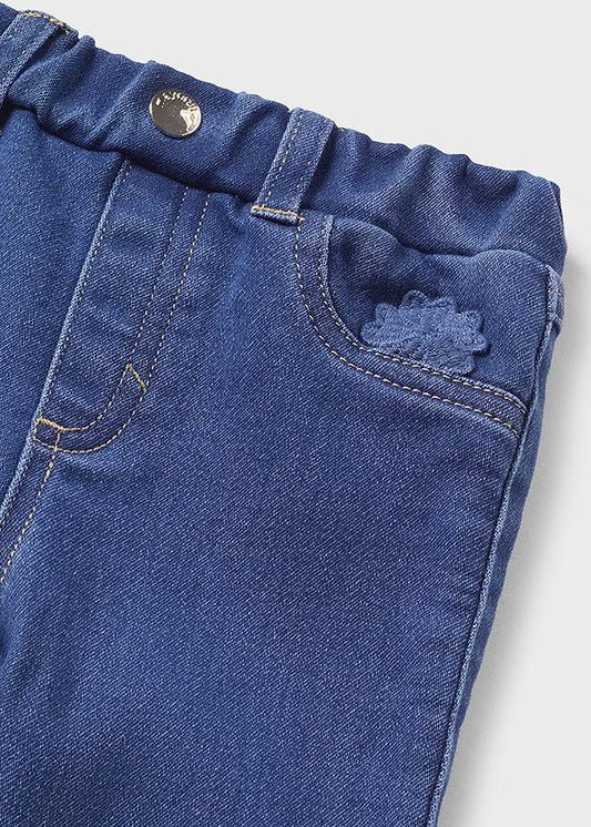 Jeans elasticizzato con applicazioni